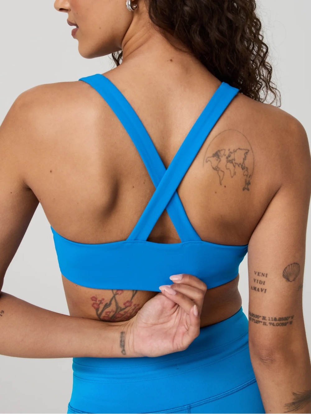 Vuori Daily Piped Bra — Regatta Blue NWT - Picture 2 of 3